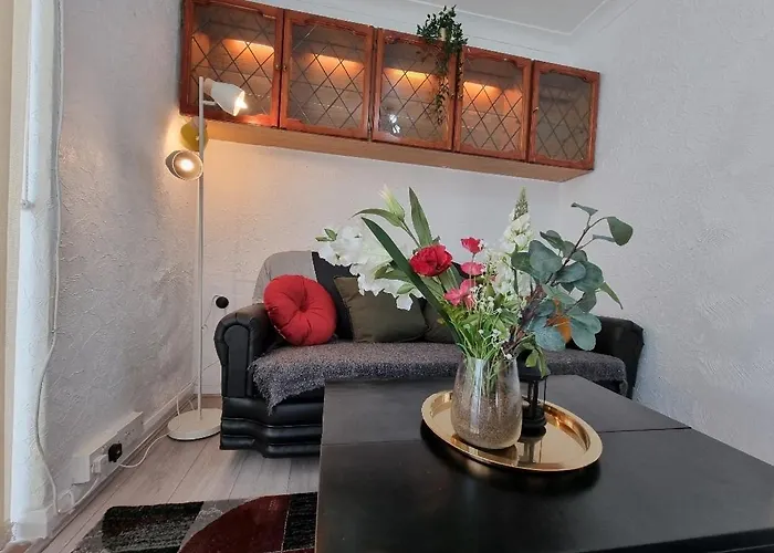 Habitación en casa particular Luxury Double Bed With Private Bathroom, Netflix, Work Space And Wifi *